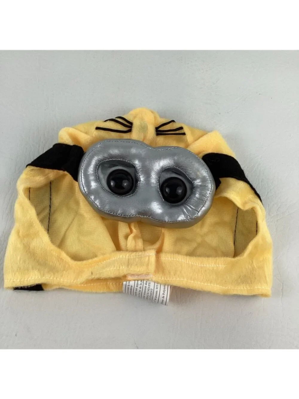 Despicable Me Minion Costume Infant Hat Jumpsuit Halloween 3-6mo Rubie's 2016 - Picture 6 of 7